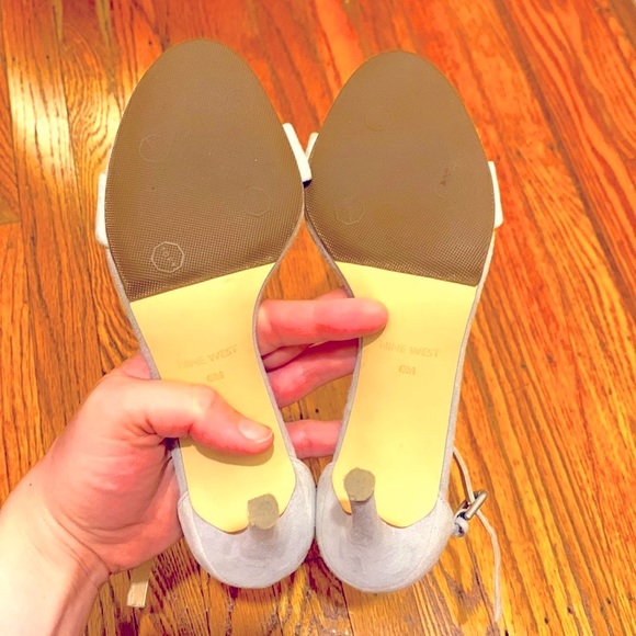 Grey Nine West Suede Heels 👠 ~ Size 6 - Picture 2 of 4